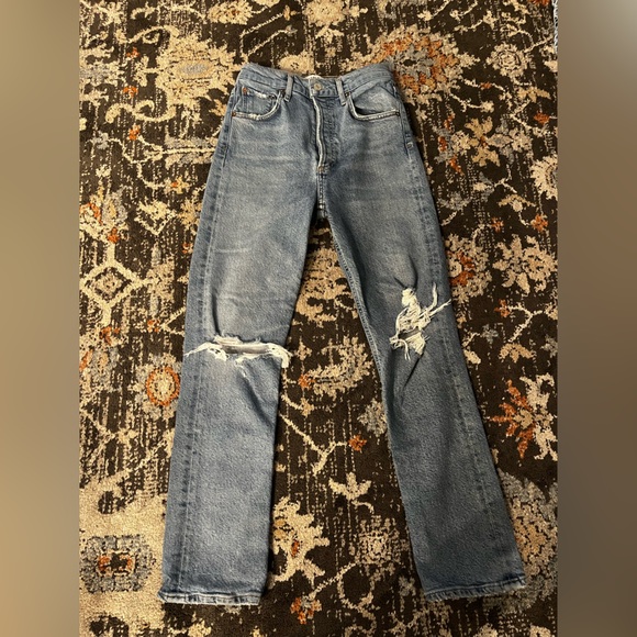 LIKE NEW AGOLDE RILEY DISTRESSED JEANS - Picture 2 of 3